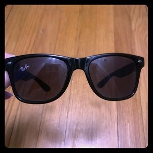 Knock off Ray Ban sunglasses